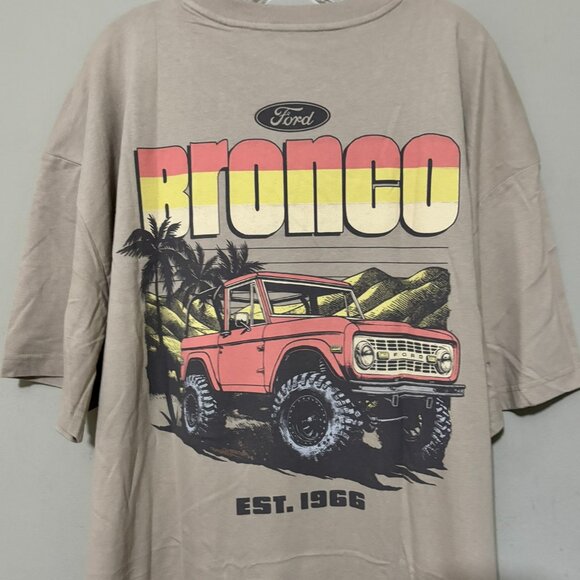 GAP XXL Ford Bronco Graphic Tee – Taupe Beige, New with Tags - Picture 3 of 5